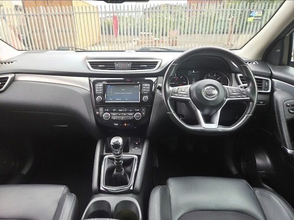 Used Nissan Qashqai 2017 for sale - 72364678: Photo 16