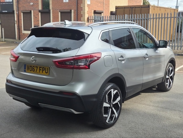 Used Nissan Qashqai 2017 for sale - 72364678: Photo 3