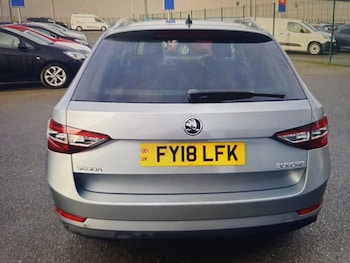 Used Skoda Superb 2018 for sale - 77079498: Photo