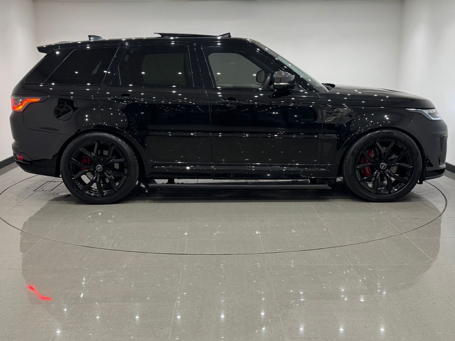 Used Land Rover Range Rover Sport 2019 for sale - 77165148: Photo 2