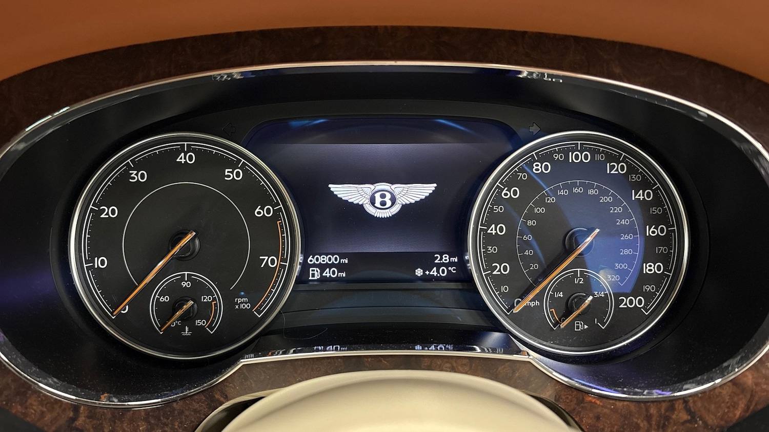 Used Bentley Bentayga 2016 for sale - 77694538: Photo 3