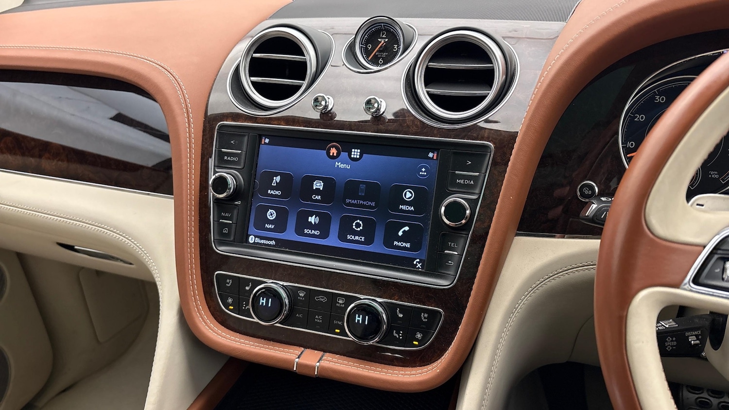 Used Bentley Bentayga 2016 for sale - 77694538: Photo 5