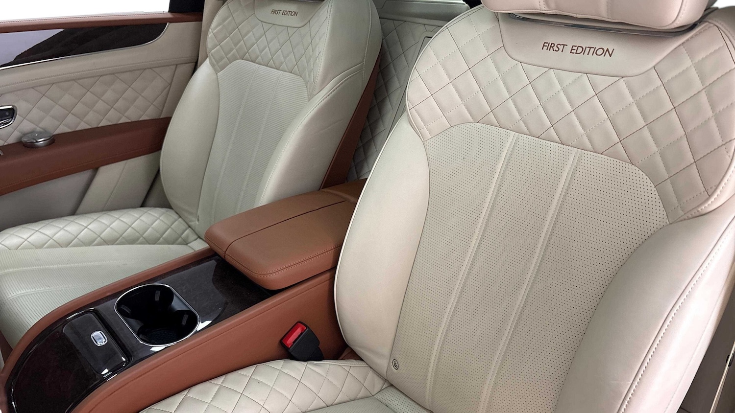 Used Bentley Bentayga 2016 for sale - 77694538: Photo 8