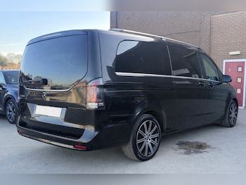 Used Mercedes-Benz V-Class 2024 for sale - 77953873: Photo