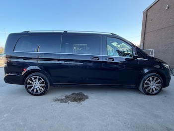 Used Mercedes-Benz V-Class 2024 for sale - 77953873: Photo