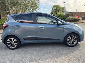 Used Hyundai i10 2018 for sale - 79538115: Photo