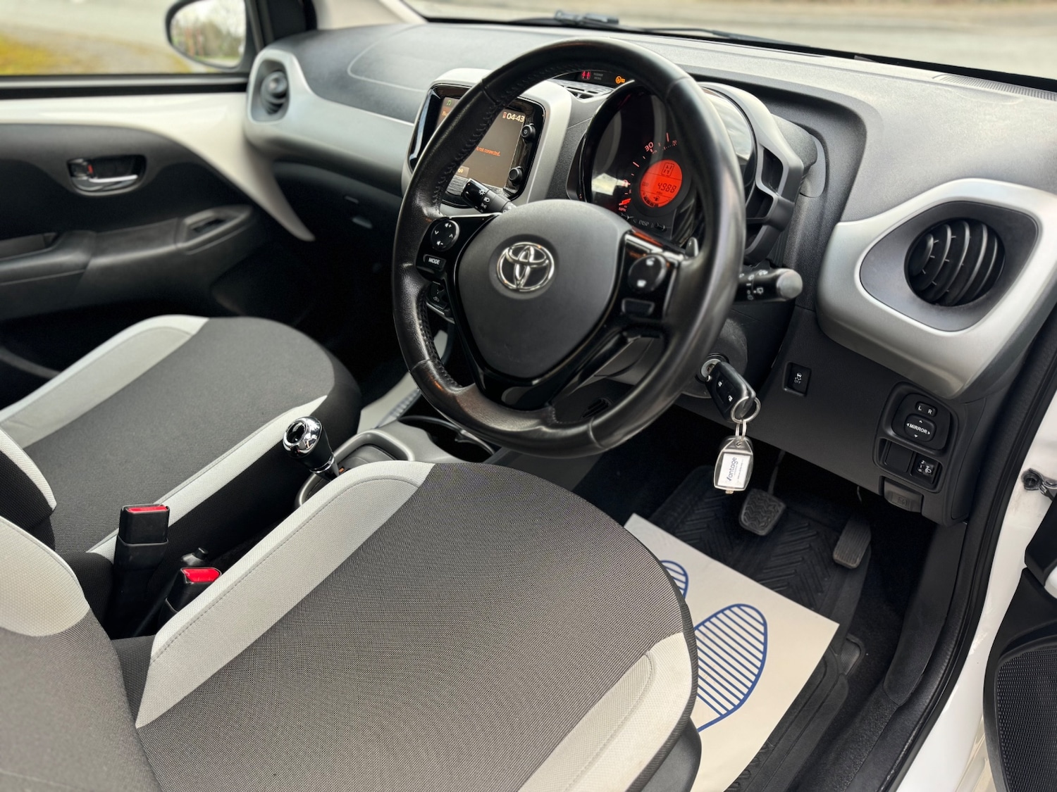 Used Toyota AYGO 2018 for sale - 77834002: Photo 11
