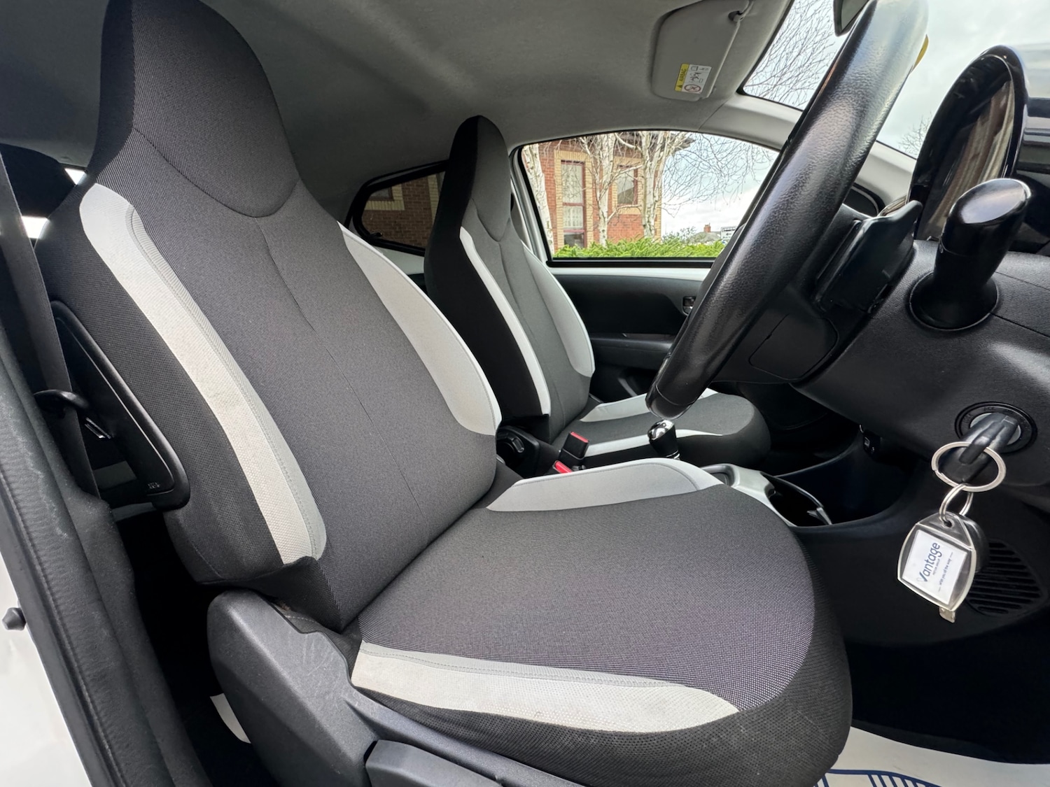 Used Toyota AYGO 2018 for sale - 77834002: Photo 13