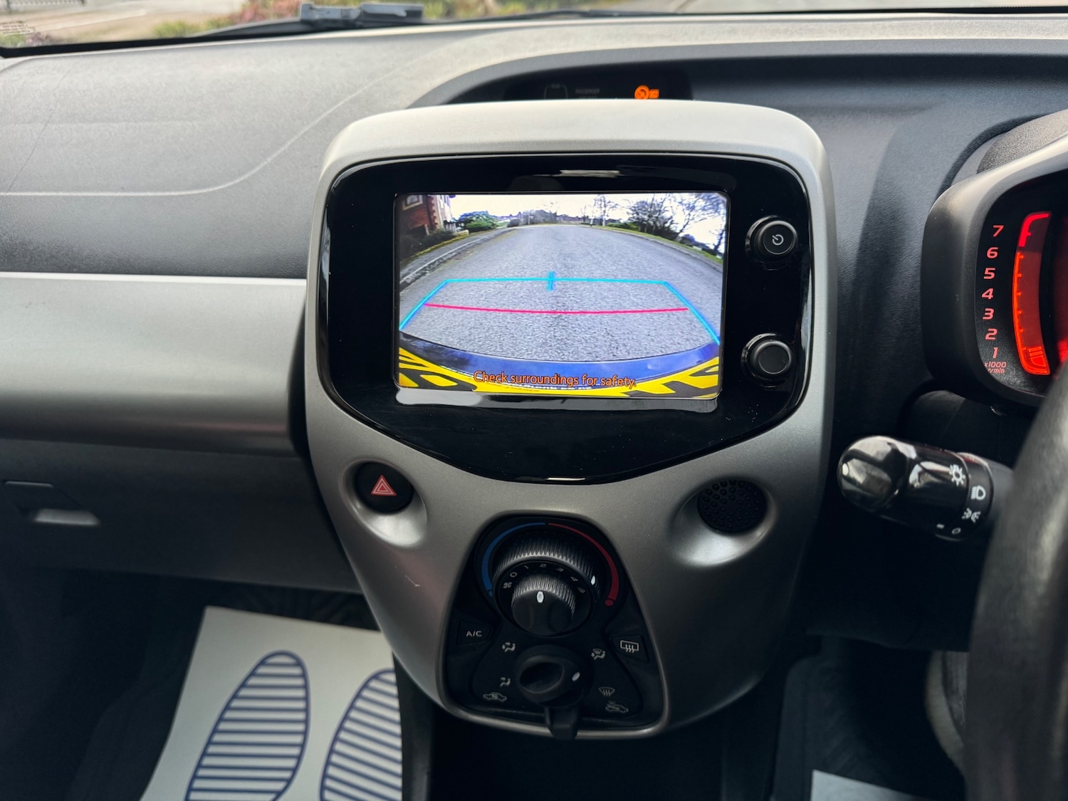 Used Toyota AYGO 2018 for sale - 77834002: Photo 15