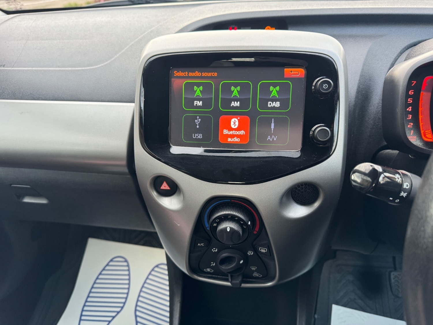 Used Toyota AYGO 2018 for sale - 77834002: Photo 16