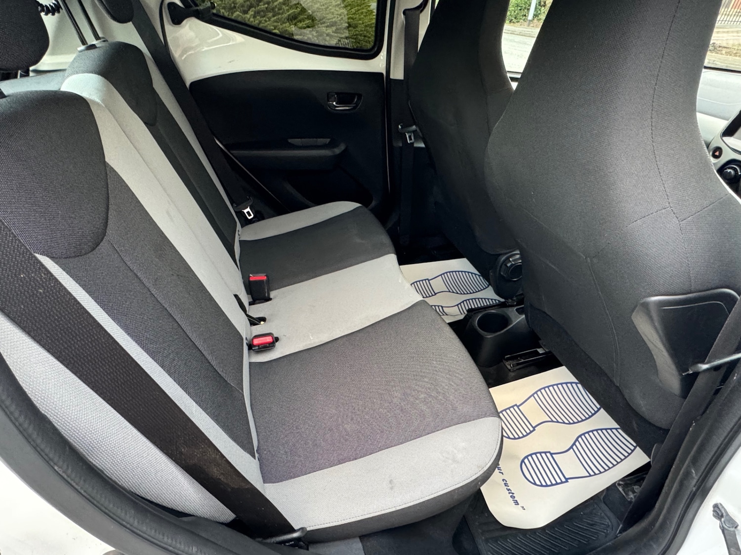 Used Toyota AYGO 2018 for sale - 77834002: Photo 17