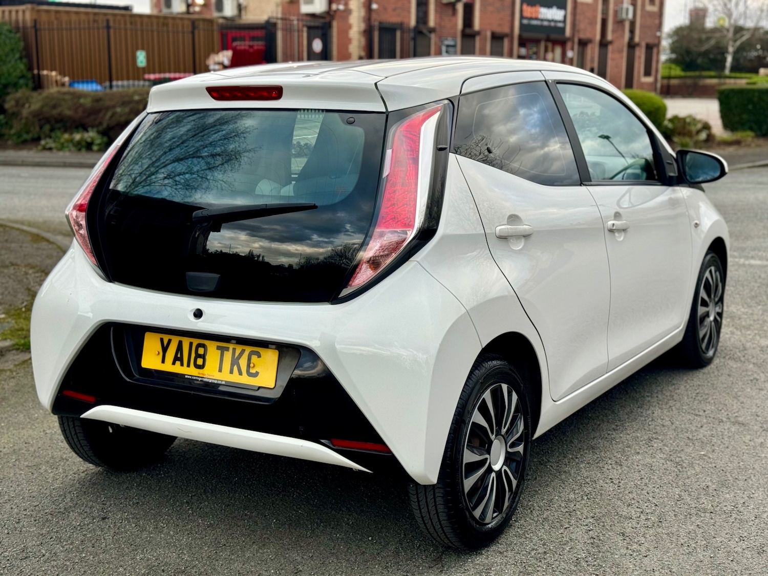 Used Toyota AYGO 2018 for sale - 77834002: Photo 3
