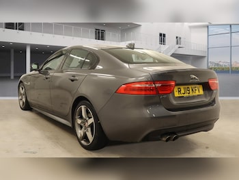 Used Jaguar XE 2019 for sale - 77676865: Photo