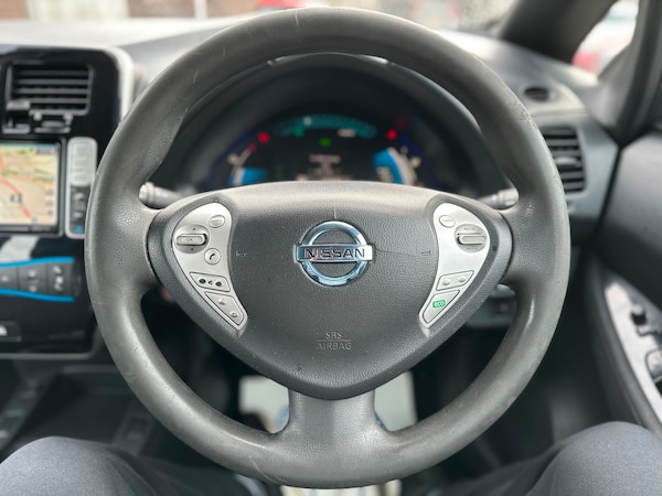 Used Nissan Leaf 2017 for sale - 66209618: Photo 13