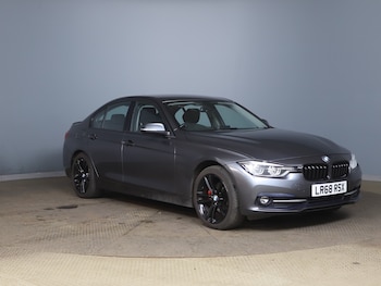 Used BMW 3 Series 2018 for sale - 76221975: Photo