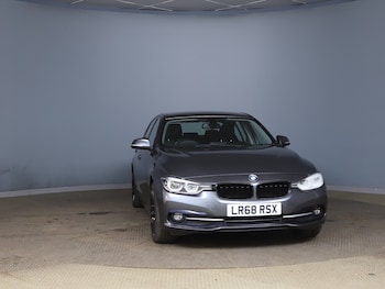 Used BMW 3 Series 2018 for sale - 76221975: Photo