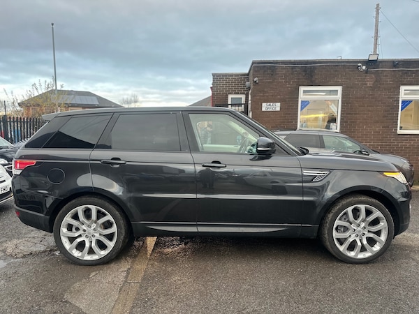 Used Land Rover Range Rover Sport 2013 for sale - 73089060: Photo 2