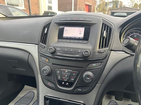 Used Vauxhall Insignia 2017 for sale - 72365330: Photo 10