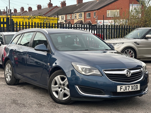 Used Vauxhall Insignia 2017 for sale - 72365330: Photo 1