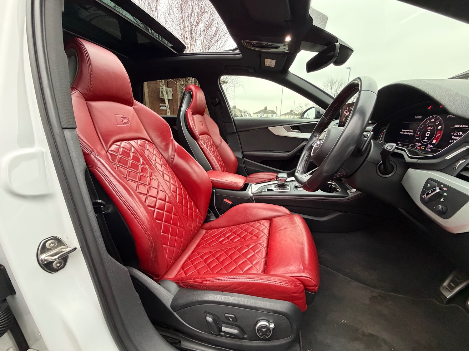 Used Audi S4 Avant 2017 for sale - 77406603: Photo 10