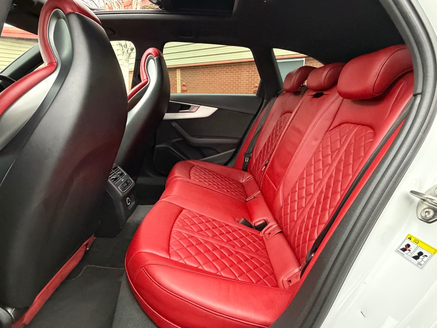 Used Audi S4 Avant 2017 for sale - 77406603: Photo 12