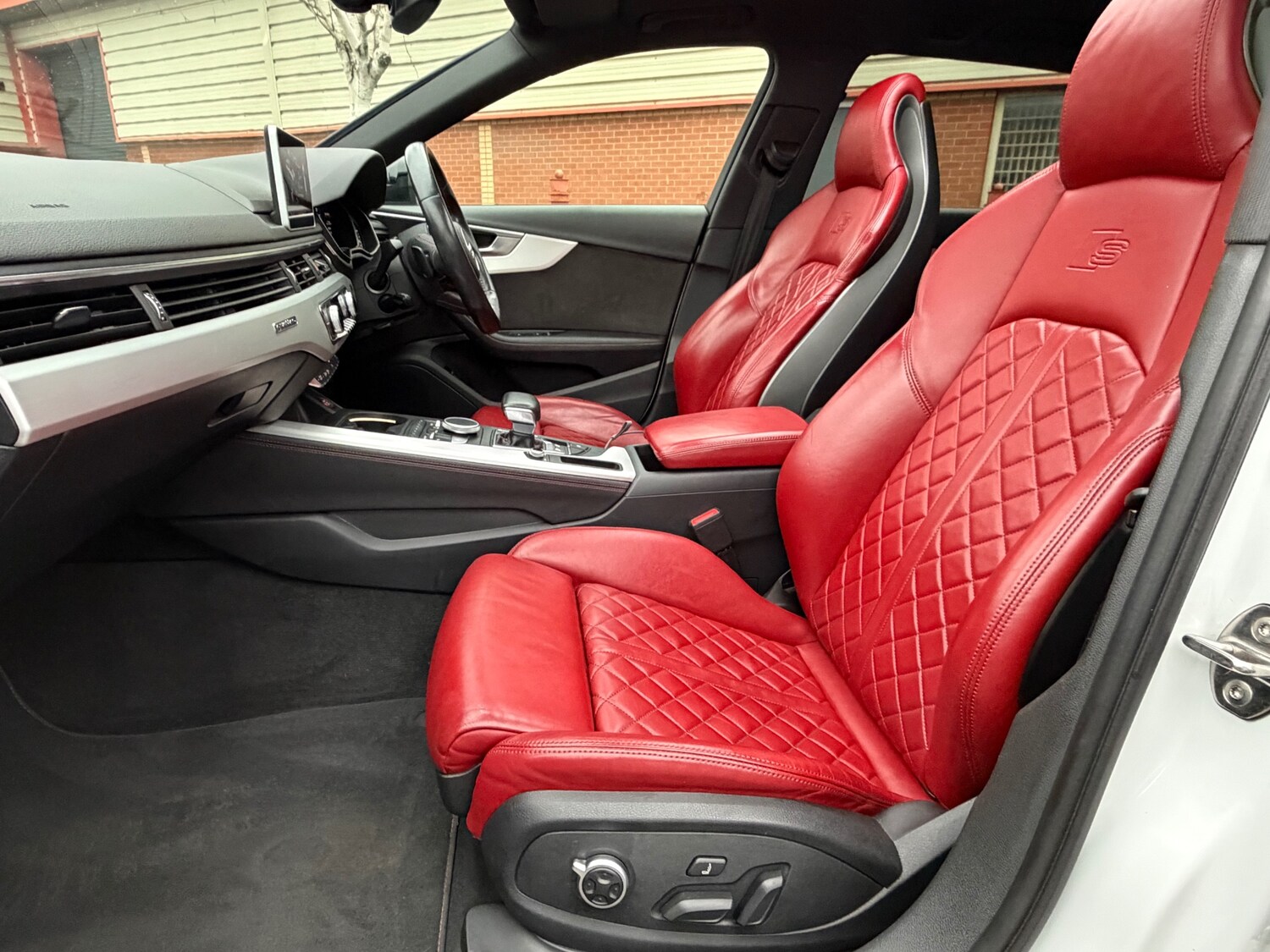 Used Audi S4 Avant 2017 for sale - 77406603: Photo 14