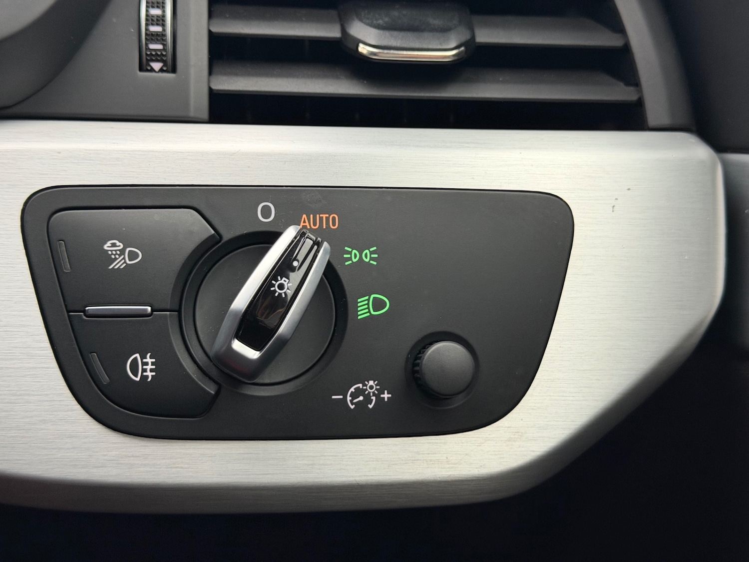 Used Audi S4 Avant 2017 for sale - 77406603: Photo 24