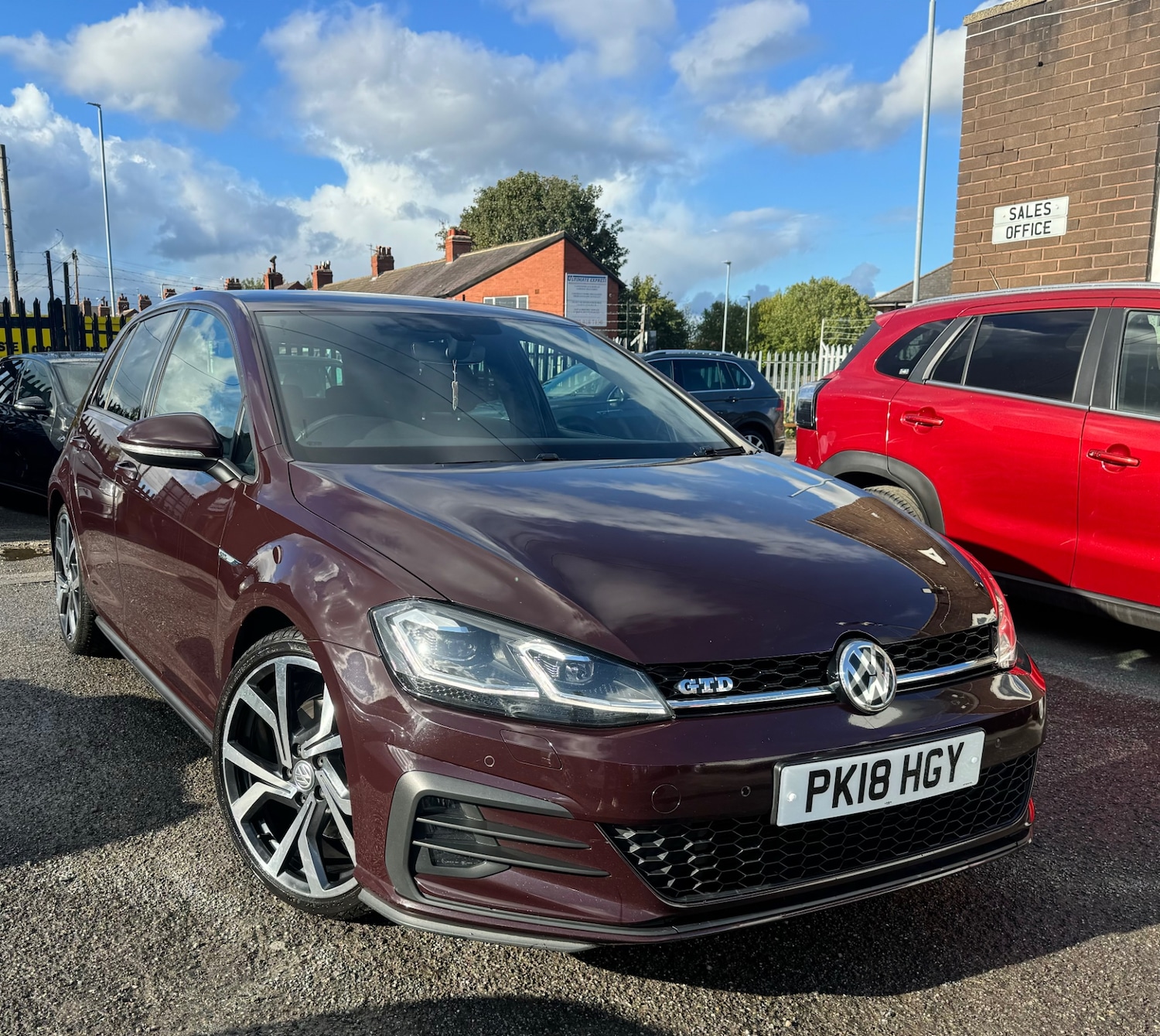 Used Volkswagen Golf 2018 for sale - 76192467: Photo 1