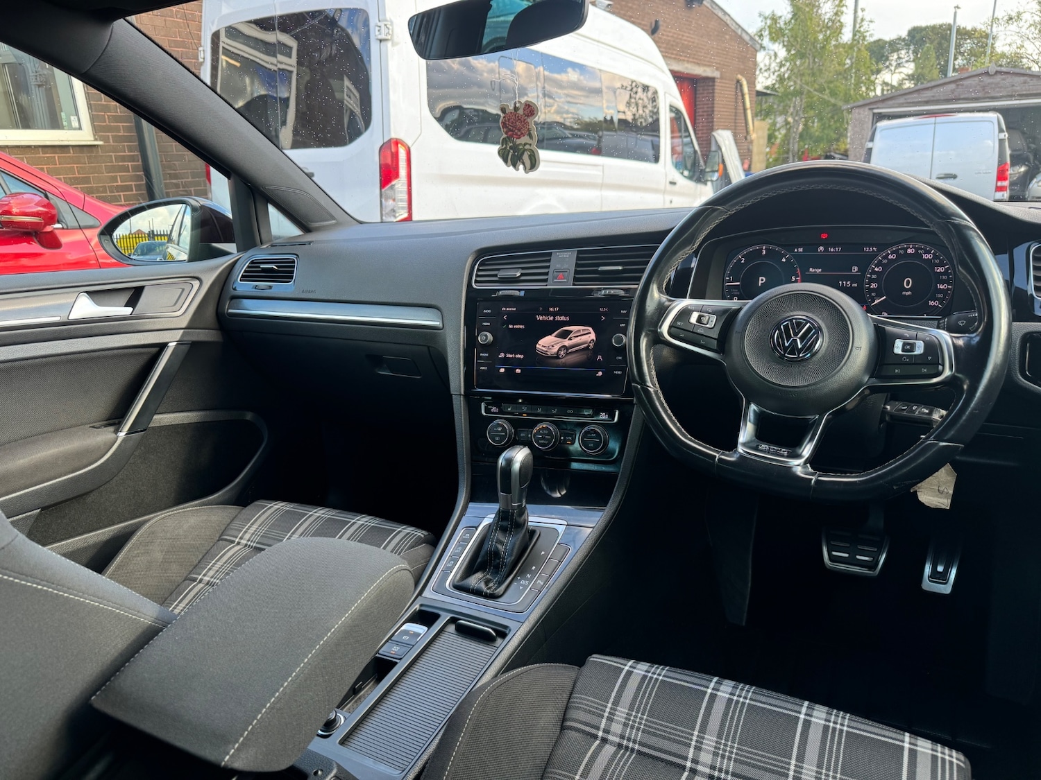 Used Volkswagen Golf 2018 for sale - 76192467: Photo 17