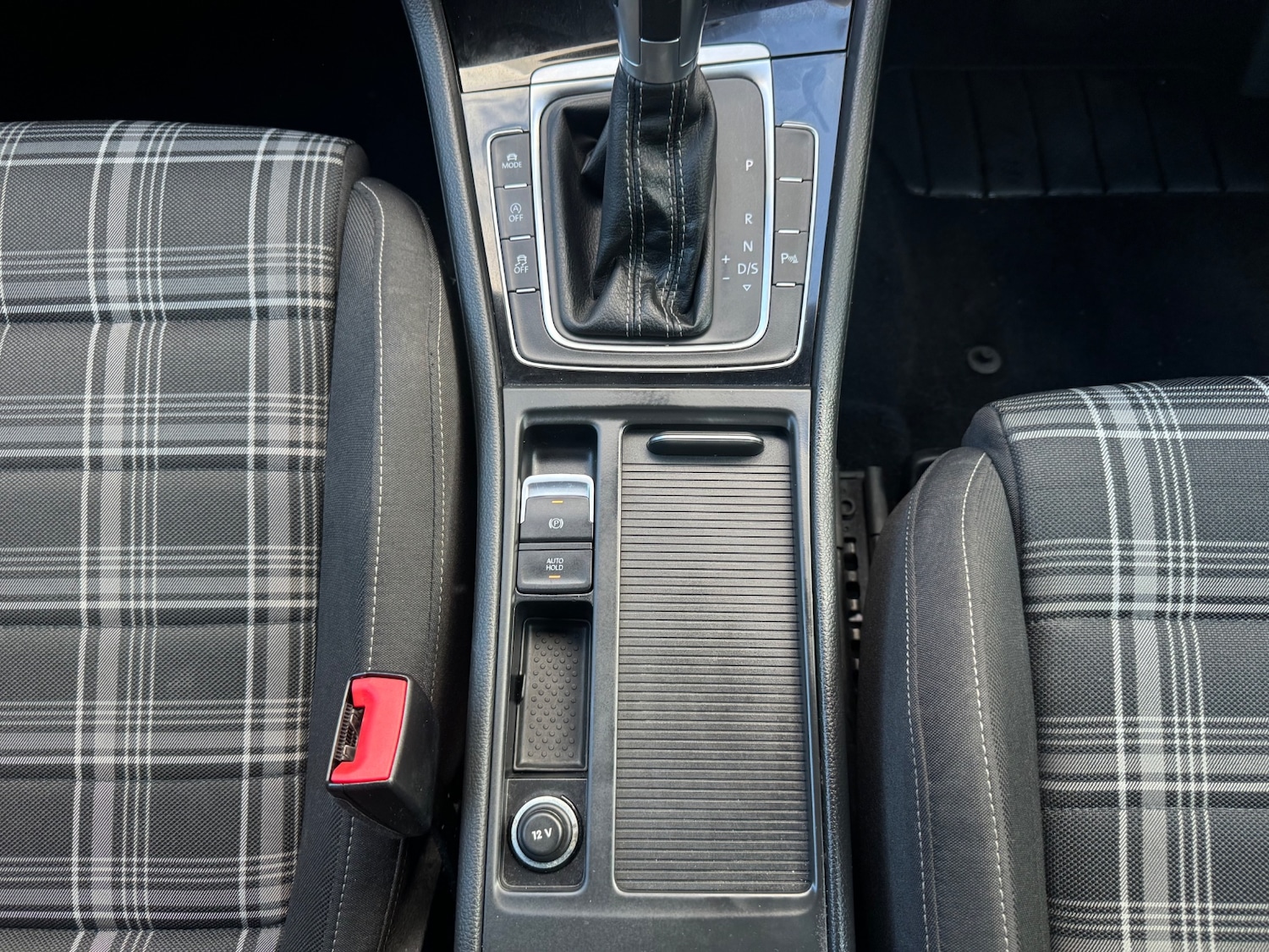 Used Volkswagen Golf 2018 for sale - 76192467: Photo 18