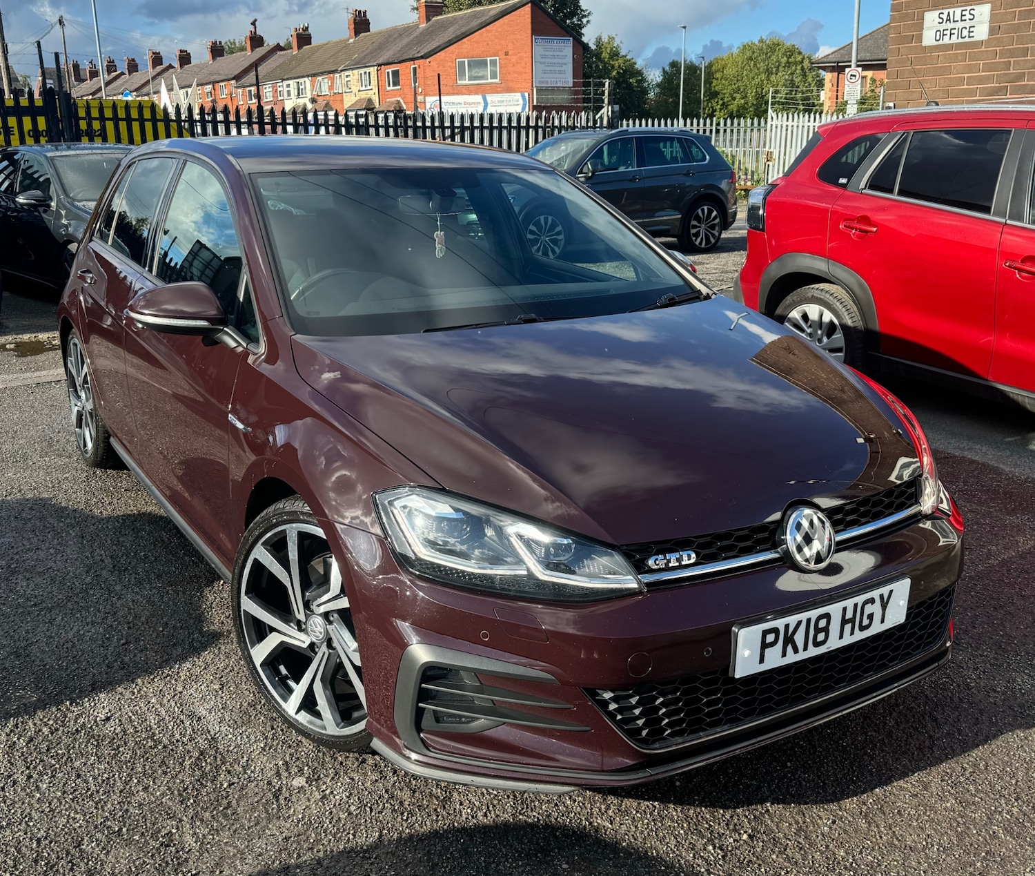 Used Volkswagen Golf 2018 for sale - 76192467: Photo 2