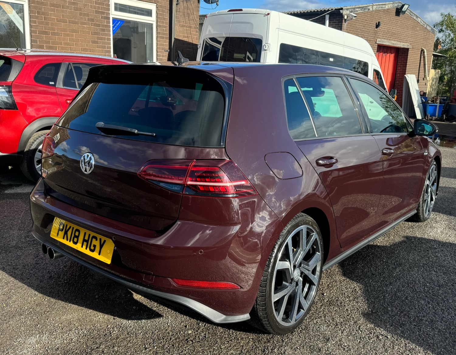 Used Volkswagen Golf 2018 for sale - 76192467: Photo 9