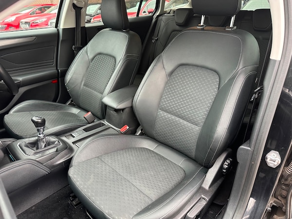 Used Ford Focus 2018 for sale - 68420512: Photo 19