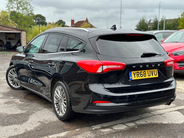 Used Ford Focus 2018 for sale - 68420512: Photo 5