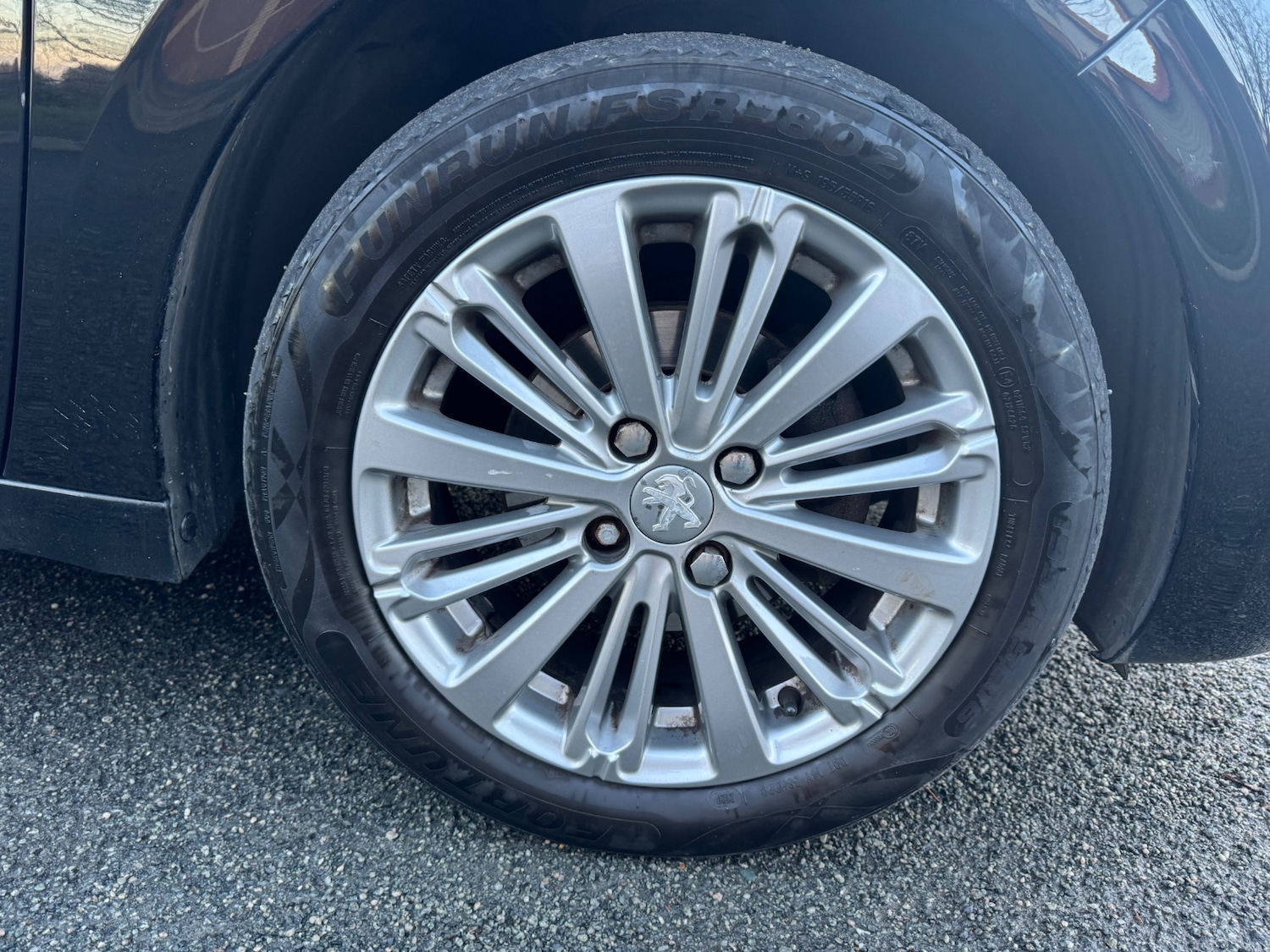 Used Peugeot 208 2015 for sale - 76796177: Photo 11