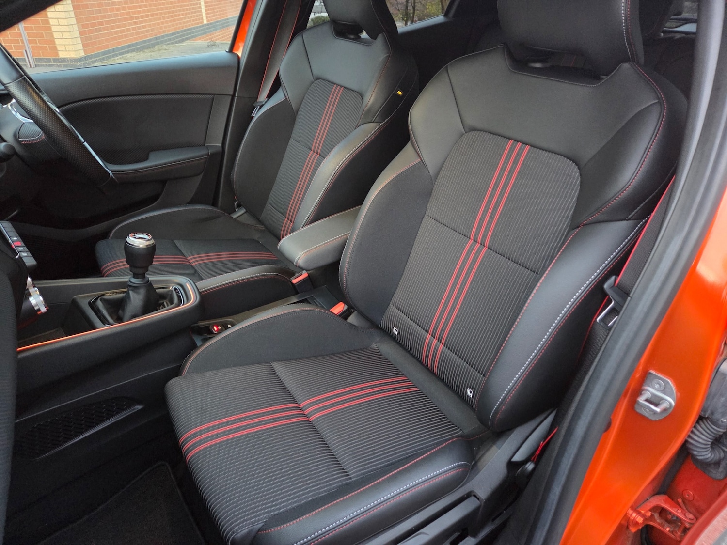 Used Renault Clio 2023 for sale - 76638042: Photo 15