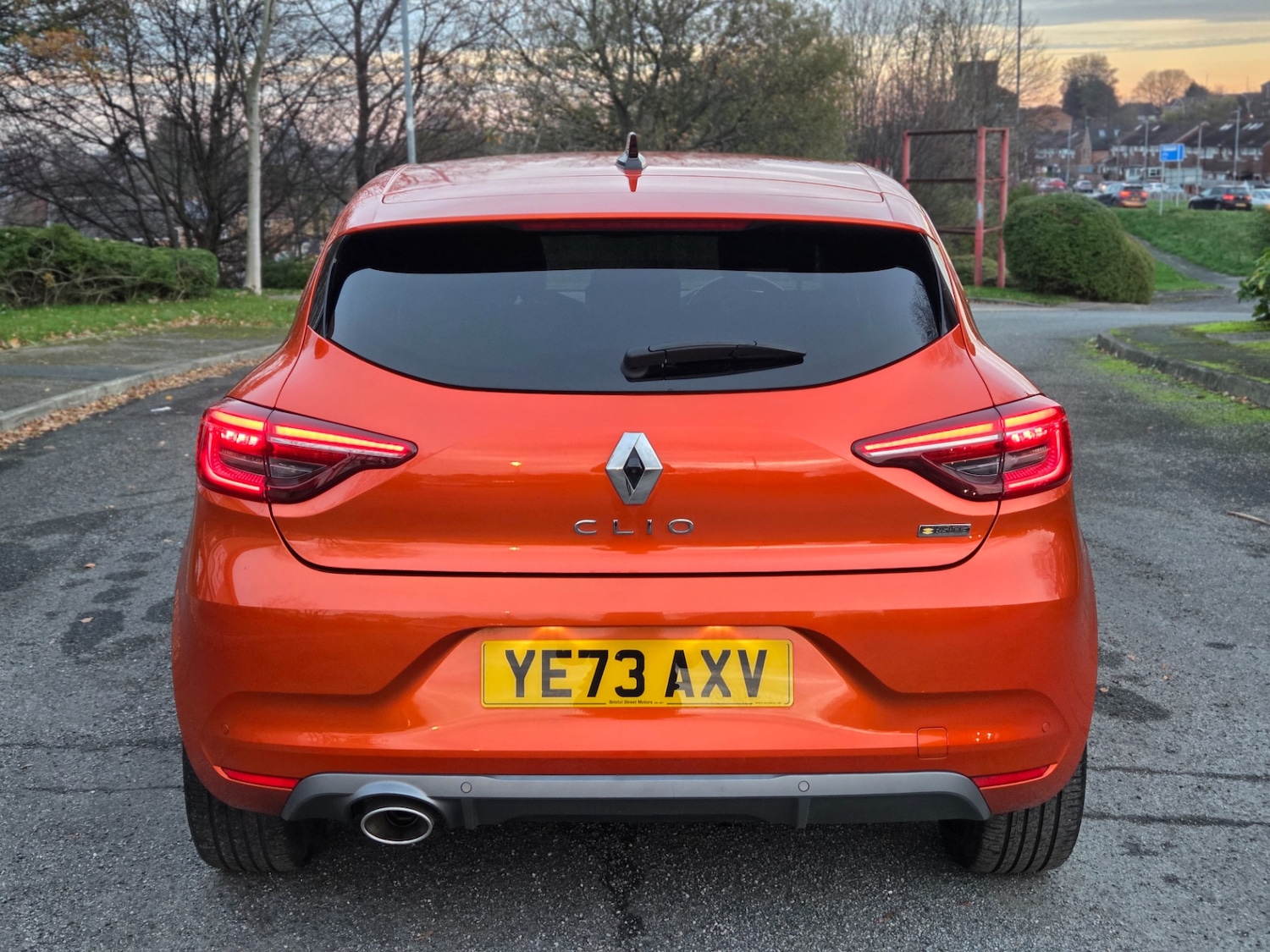 Used Renault Clio 2023 for sale - 76638042: Photo 4
