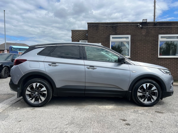 Used Vauxhall Grandland X 2019 for sale - 75394059: Photo 2