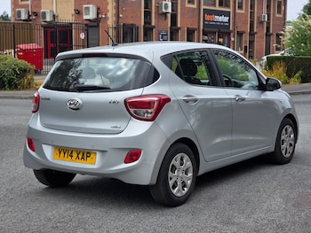 Used Hyundai i10 2014 for sale - 79240973: Photo