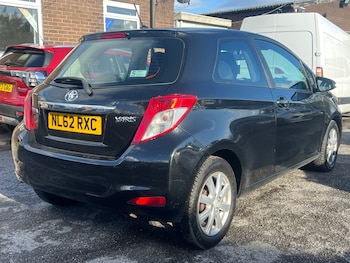 Used Toyota Yaris 2012 for sale - 75895408: Photo