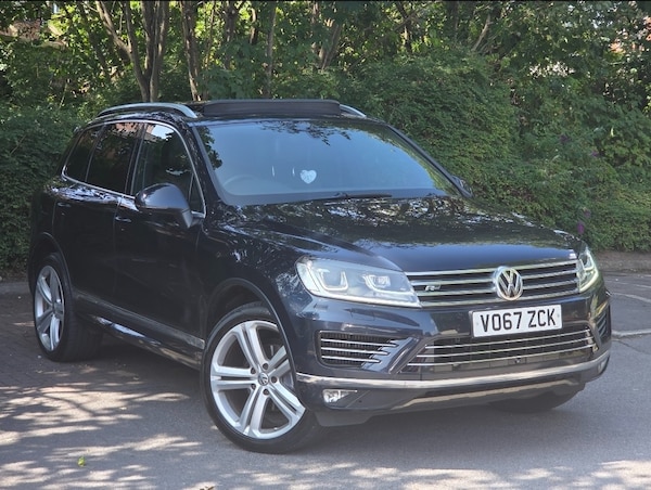 Used Volkswagen Touareg 2017 for sale - 67344270: Photo 1