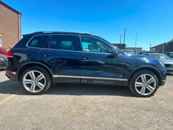 Used Volkswagen Touareg 2017 for sale - 67344270: Photo