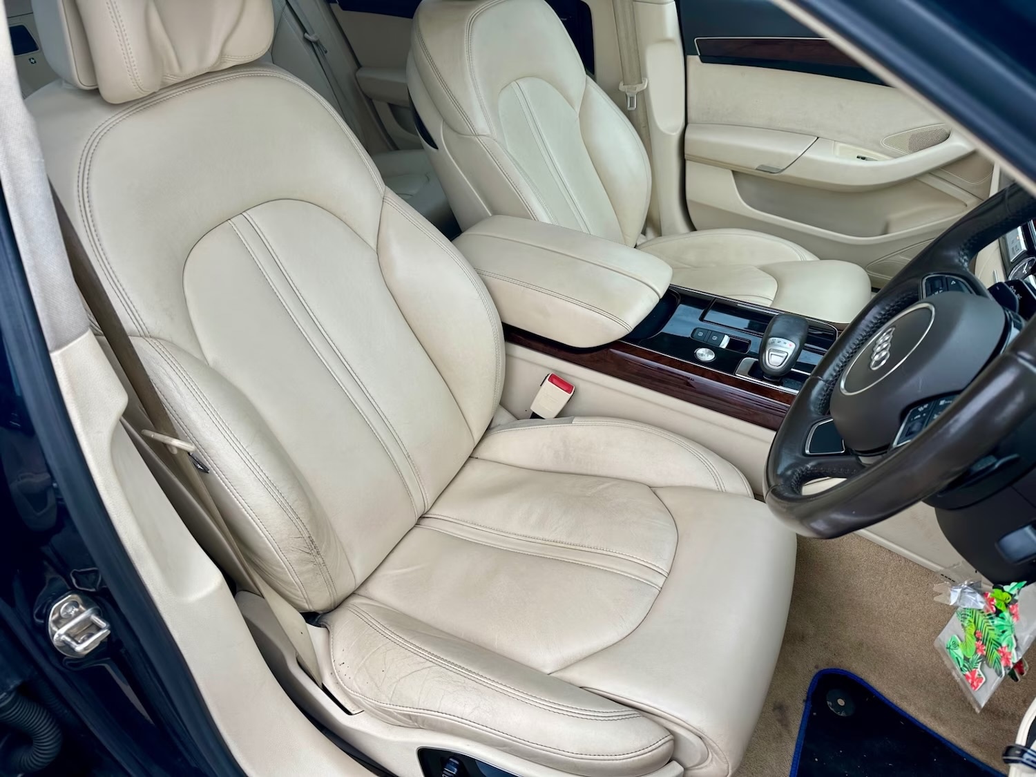 Used Audi A8 2010 for sale - 77736175: Photo 10