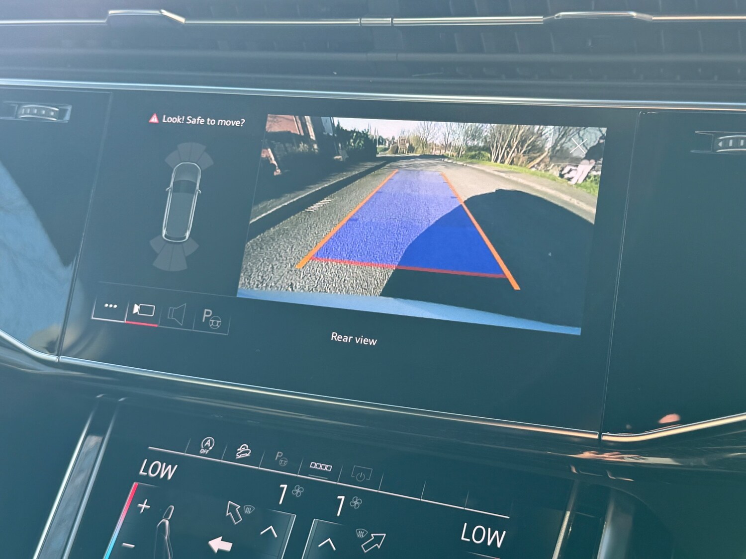 Used Audi Q7 2023 for sale - 77947119: Photo 15