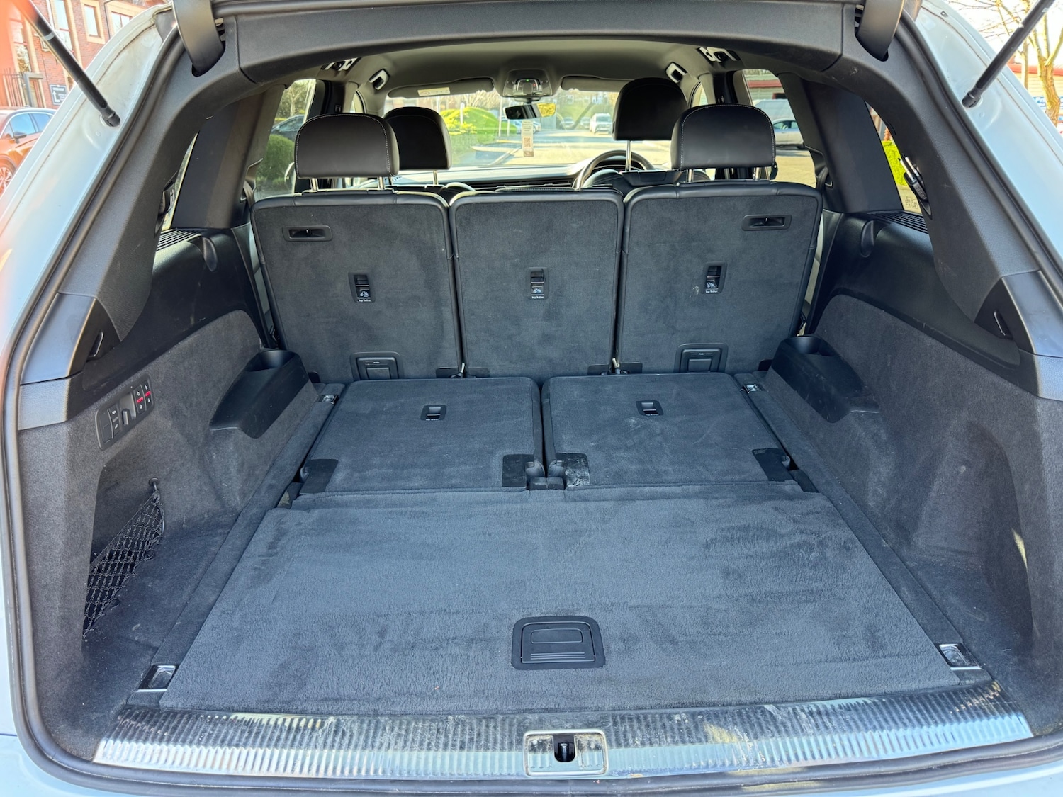 Used Audi Q7 2023 for sale - 77947119: Photo 24