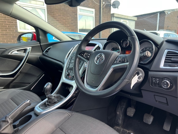 Used Vauxhall Astra GTC 2013 for sale - 73284256: Photo 9