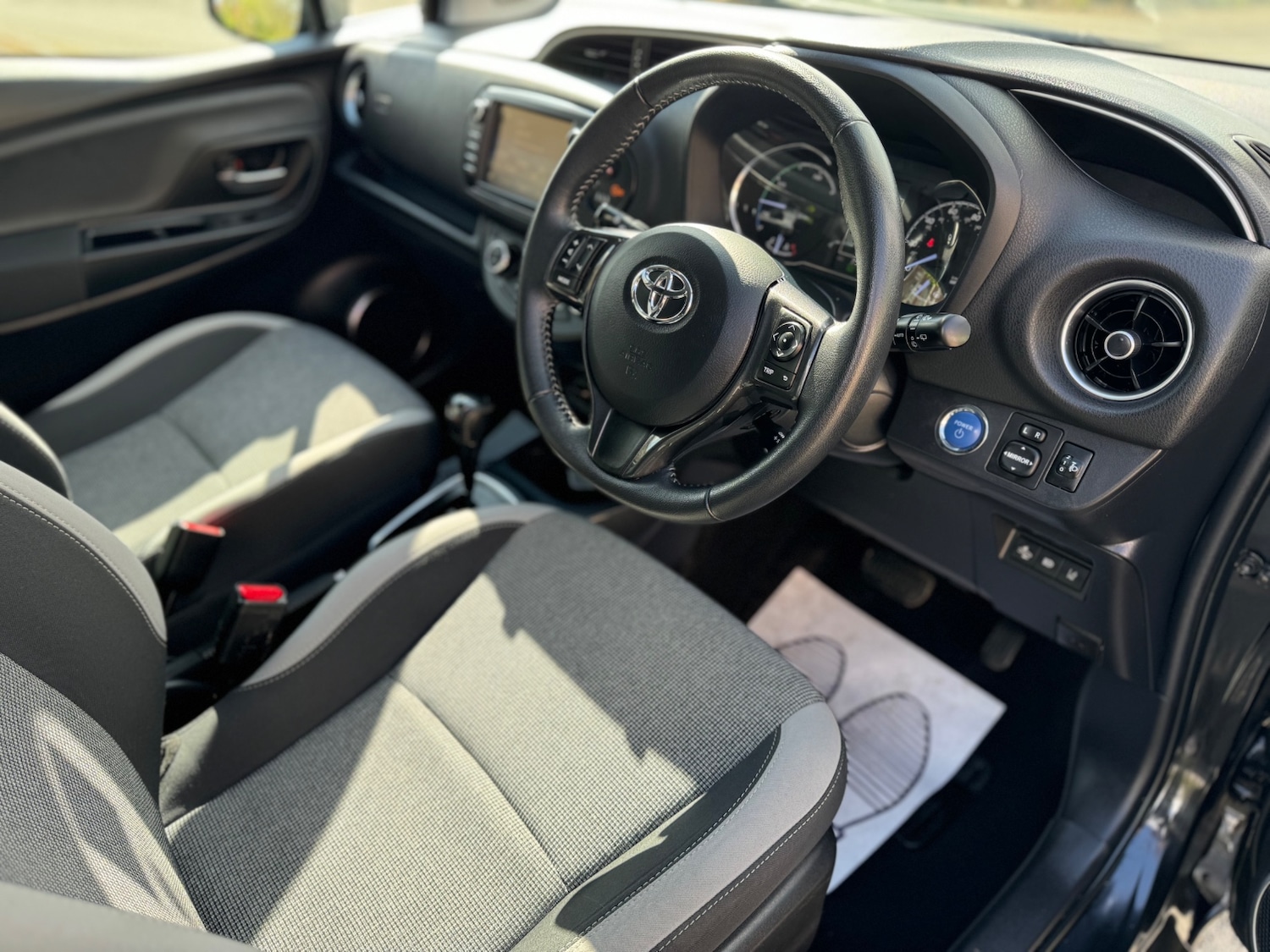 Used Toyota Yaris 2019 for sale - 78211901: Photo 12