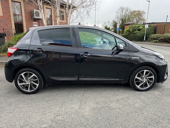 Used Toyota Yaris 2019 for sale - 78211901: Photo