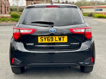 Used Toyota Yaris 2019 for sale - 78211901: Photo