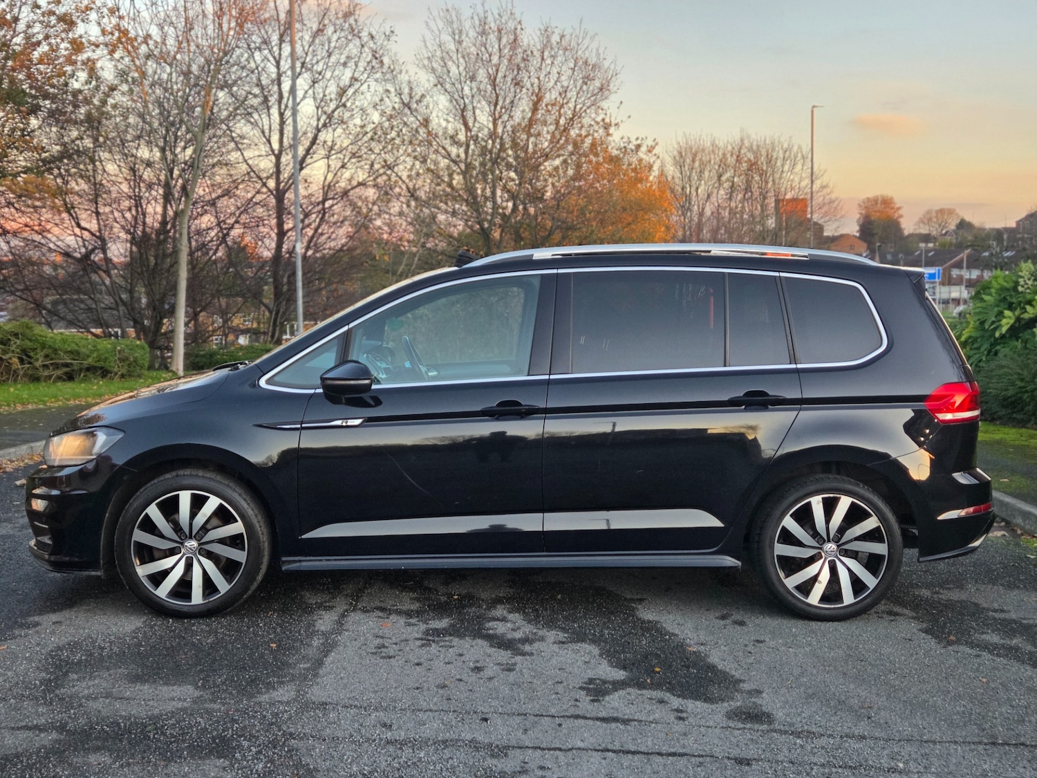 Used Volkswagen Touran 2017 for sale - 76570813: Photo 7